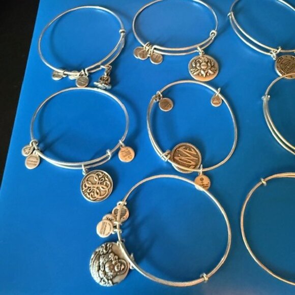 Set of 10 ALEX AND ANI Bracelets bangles- silver, various designs - Picture 3 of 7